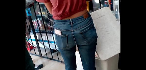  teen ass jeans store 18 years